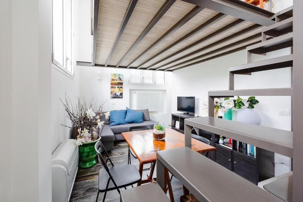 Navigli Luxury Loft - Apartment In Milano ภายนอก รูปภาพ